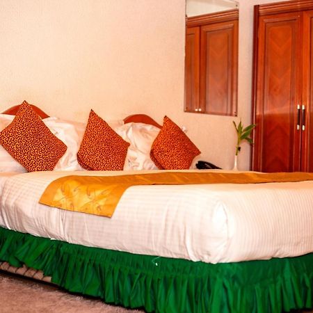 Royal Park Hotel Kumasi Extérieur photo
