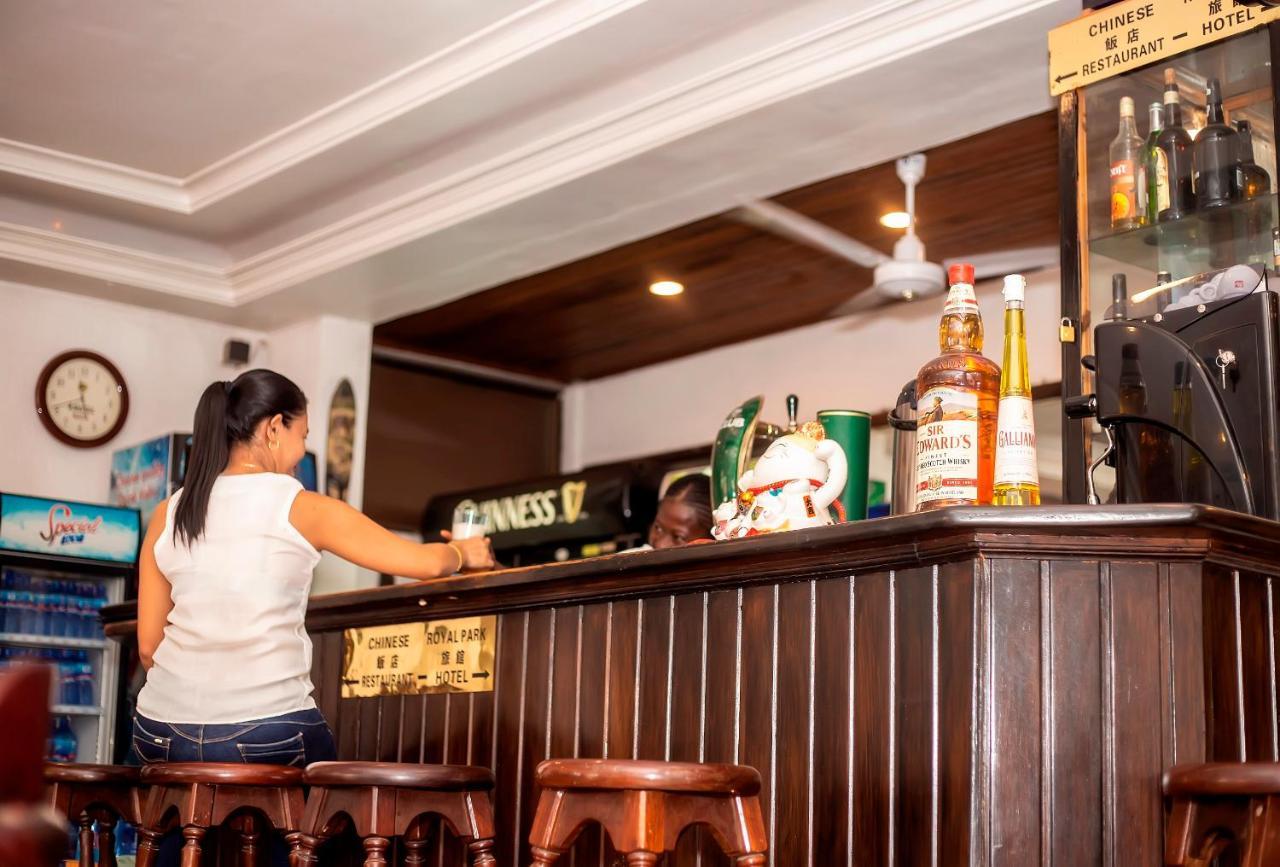 Royal Park Hotel Kumasi Extérieur photo